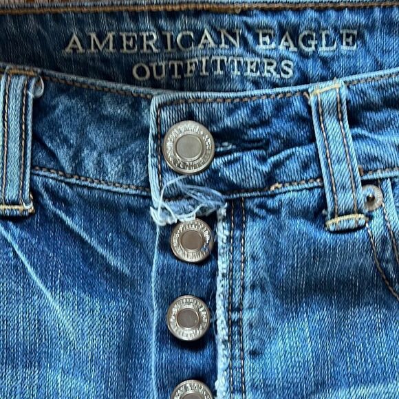 EXCELLENT DISTRESSED CONDITION SIZE 4 AMERICAN EAGLE HI-RISE FESTIVAL SHORTS - Picture 4 of 7